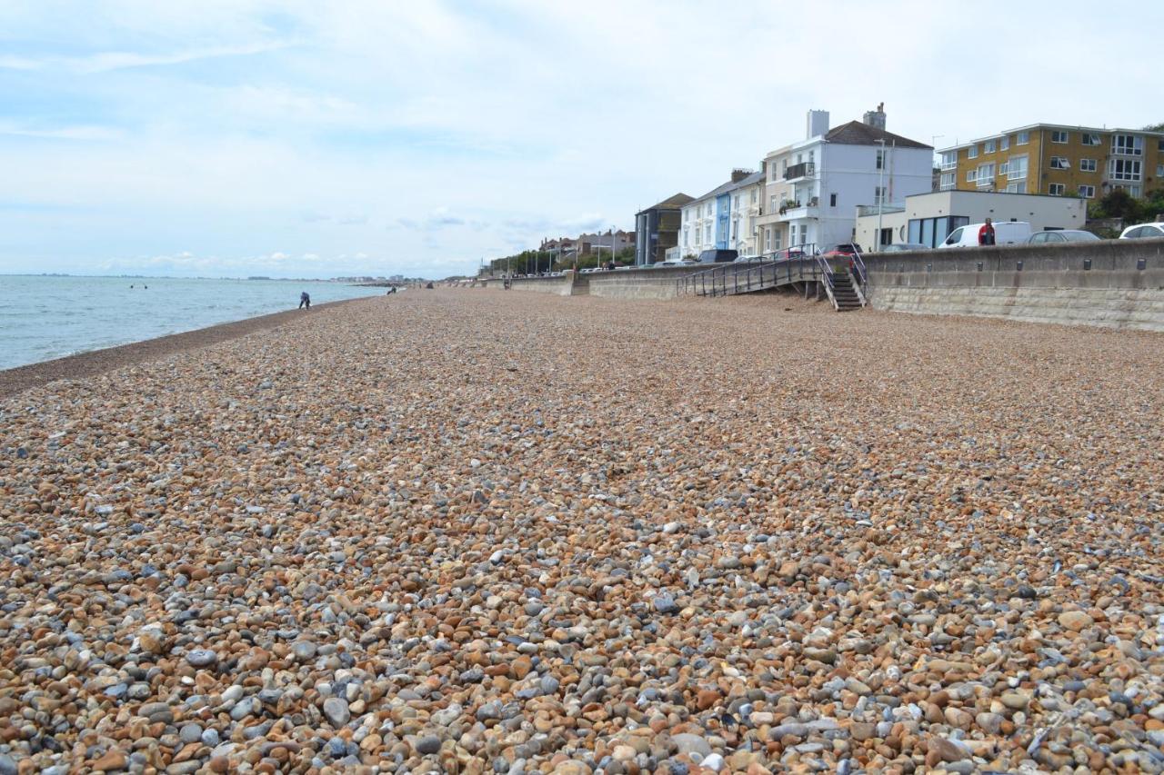 Appartamento Fairlight View Folkestone Esterno foto